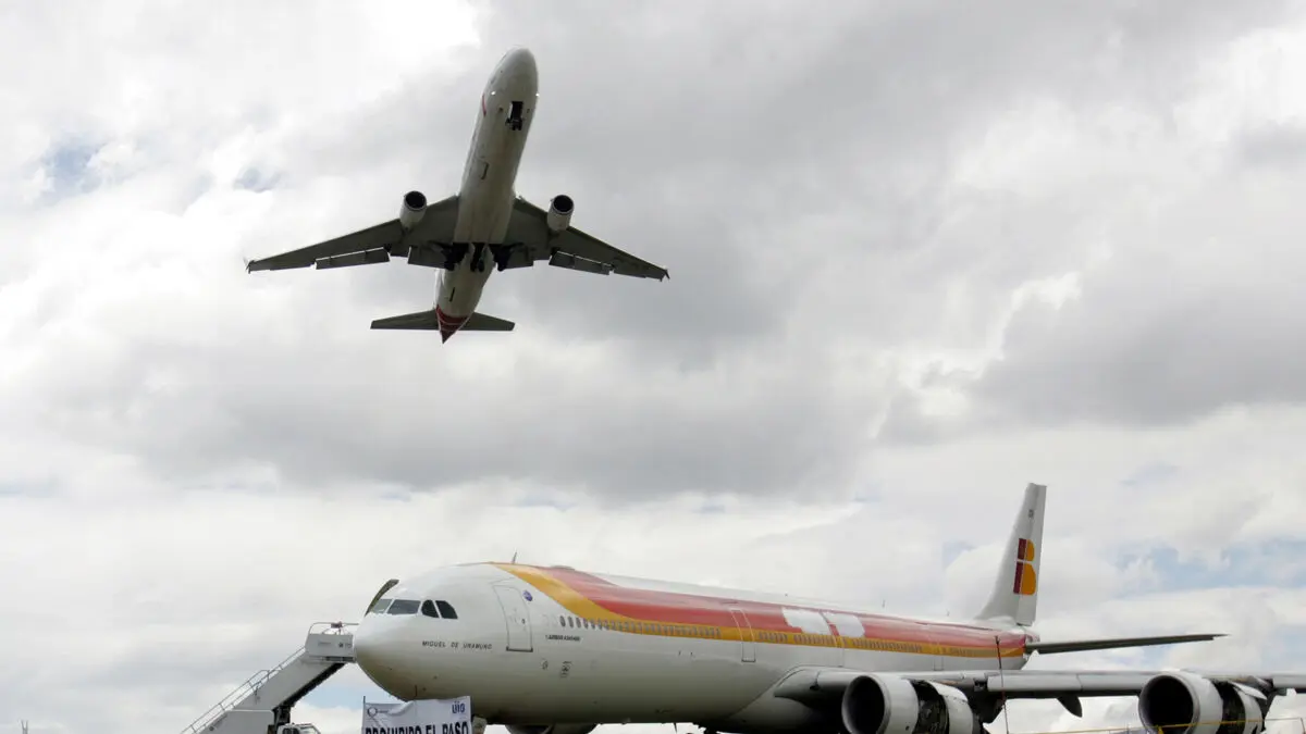 Several companies cancel flights to Venezuela