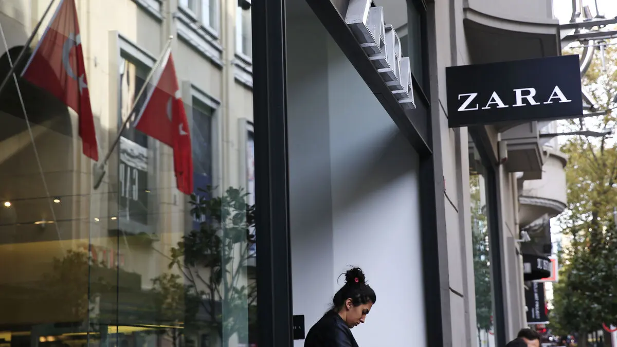 Report boost for clothing chain Zara's owner