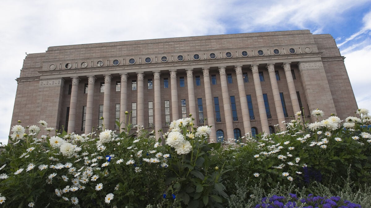 Finland opens up to hosting nuclear weapons after parliament vote