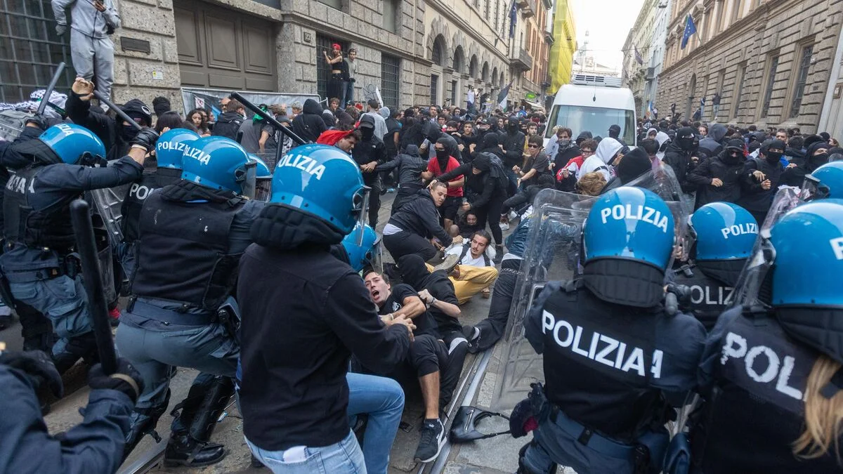 Italy to Deploy 500 Soldiers in Milan After Violent Protests