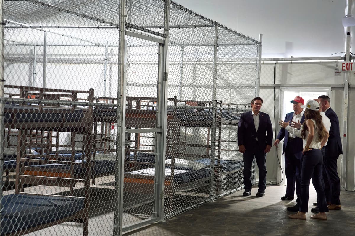 Food Shortages Raise Concerns in US Migrant Detention Centers