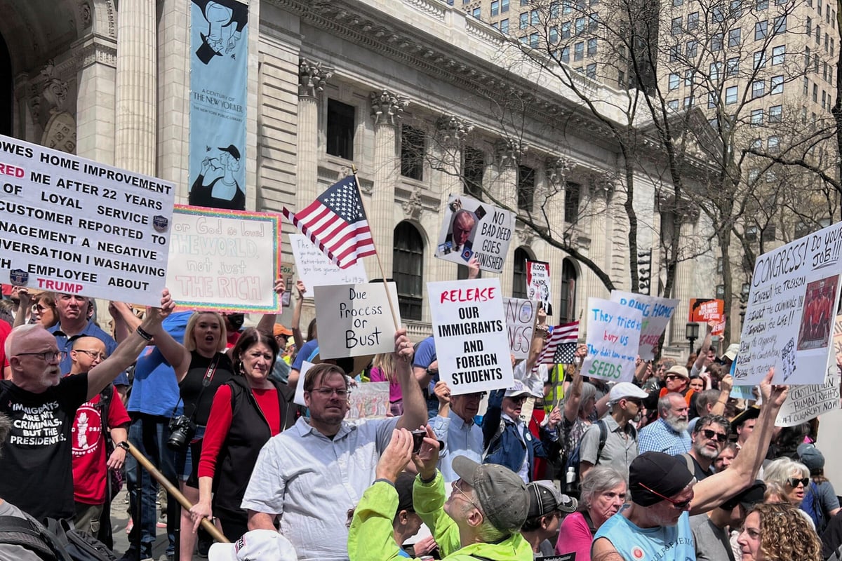 Thousands Rally Across U.S. in New Wave of Protests Against Trump