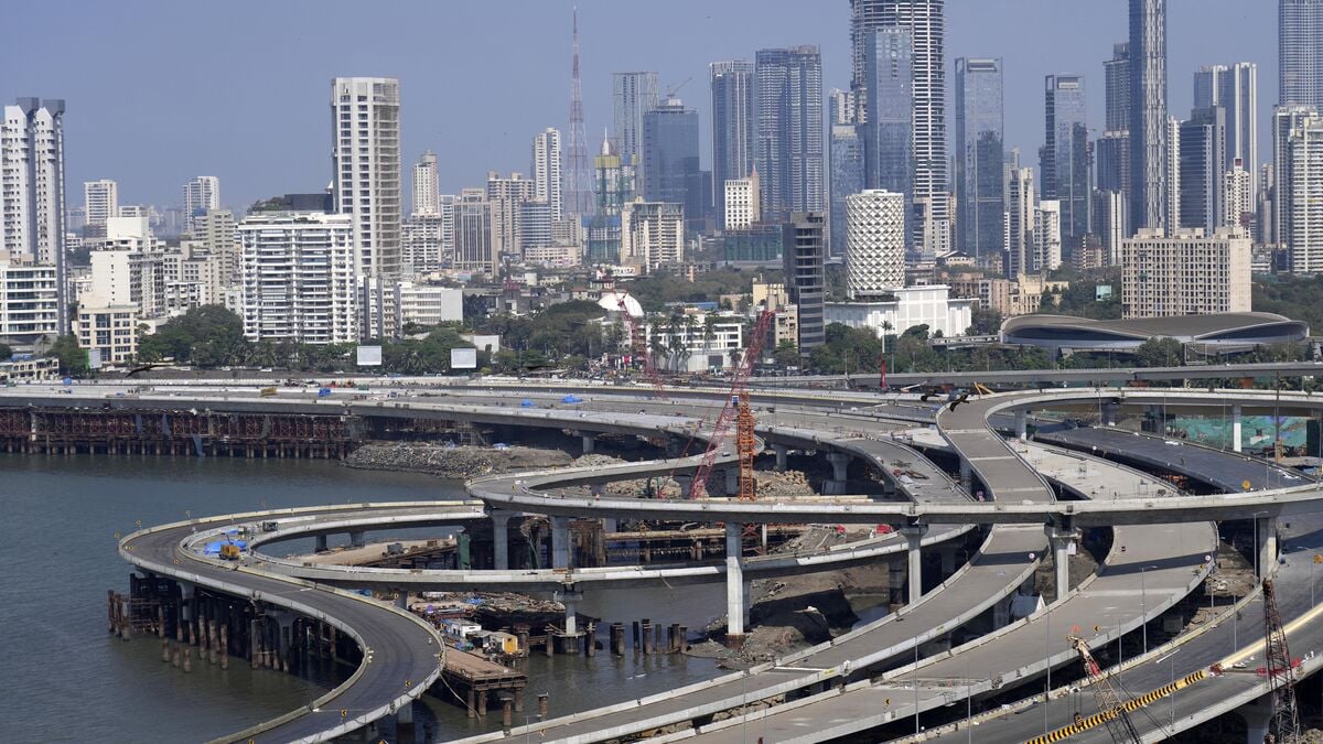 India on track to overtake Japan in GDP terms