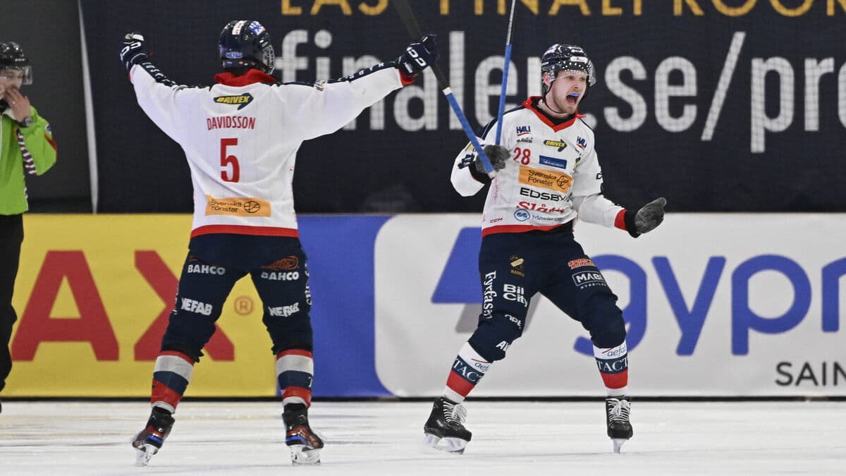 Edsbyn won Swedish Championship gold, supporters stormed the ice