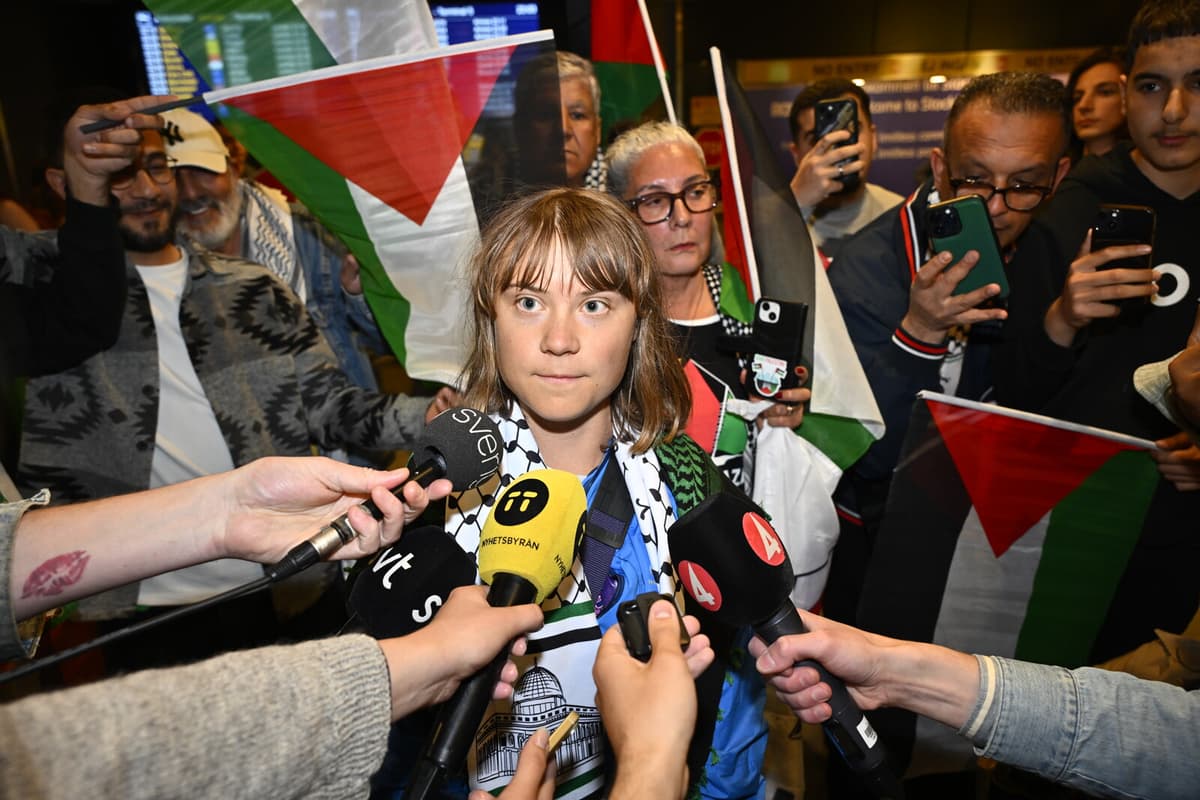 Greta Thunberg Returns to Sweden After Deportation from Israel