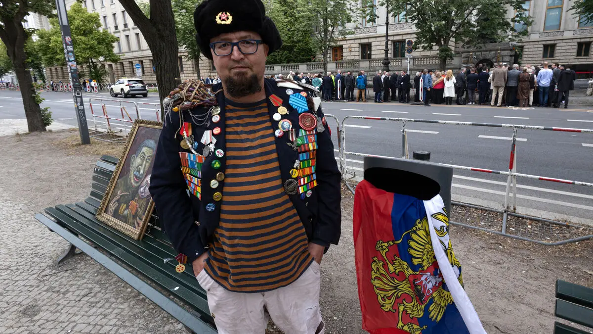 Putin-critical artist Semyon Skrepetsky shot dead in eastern Poland