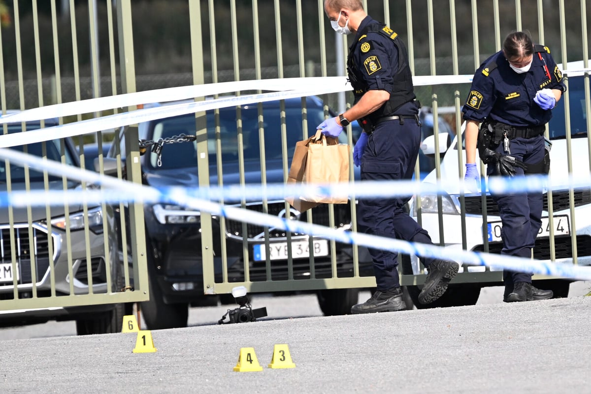 Suspect Detained After Fatal Mosque Shooting in Örebro