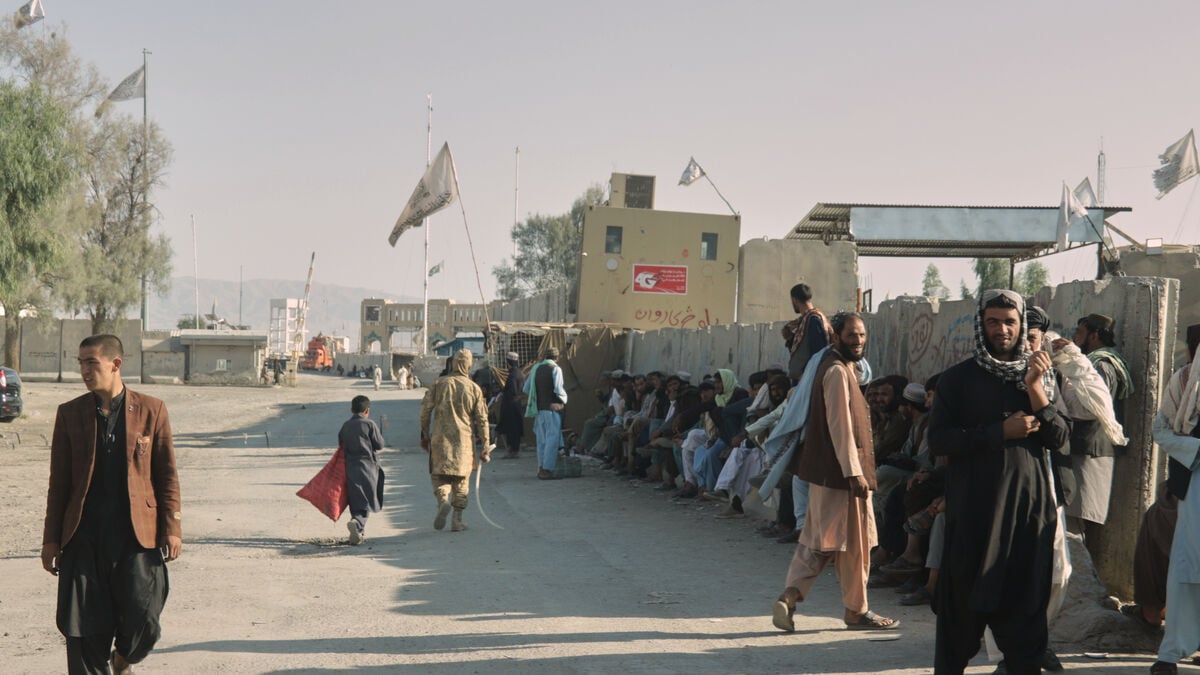 At least five dead in new border unrest despite peace talks