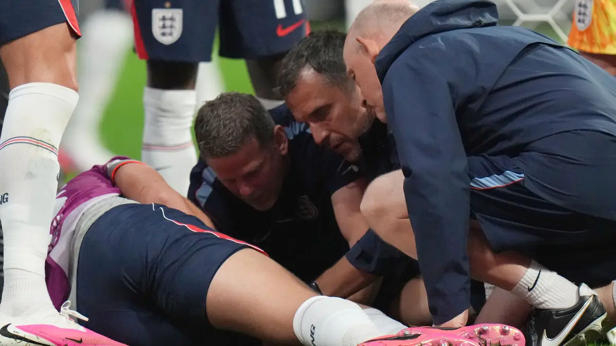 Jordan Henderson thanks doctors after arm surgery following World Cup injury