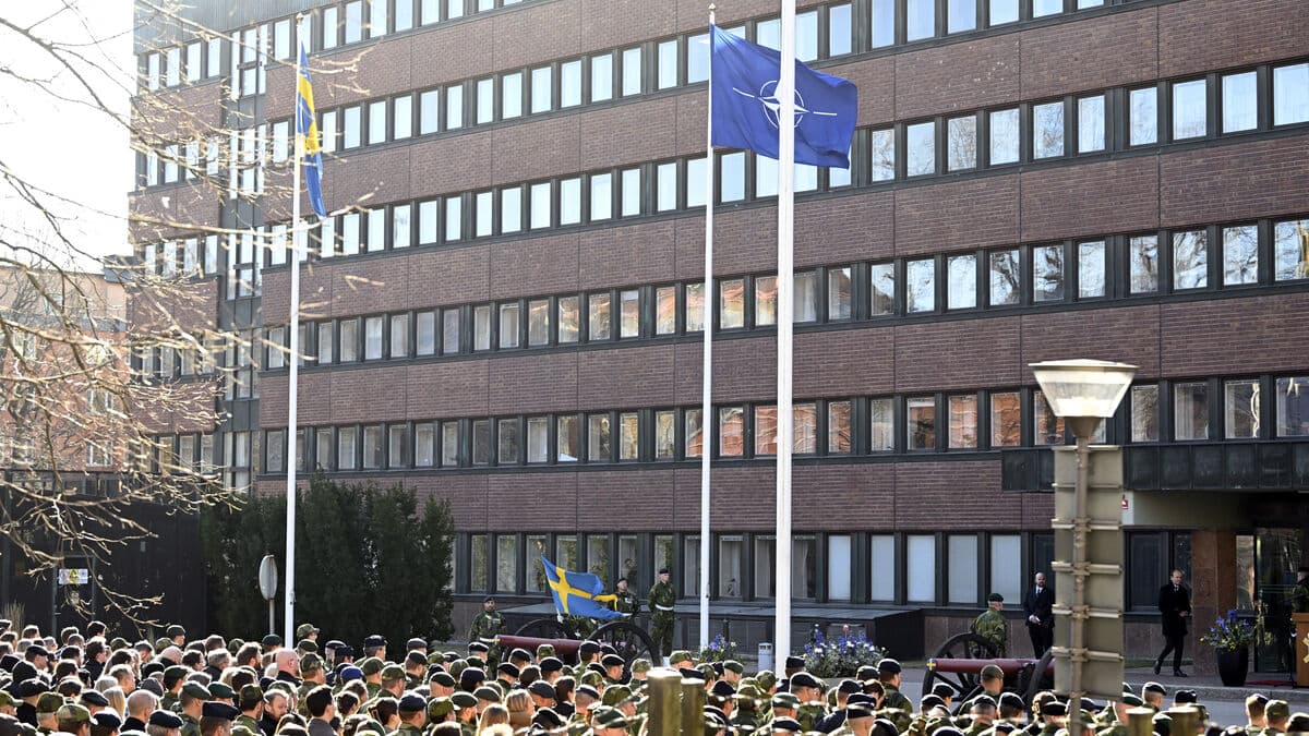 Swedish Armed Forces may be stopped from creating fake passports