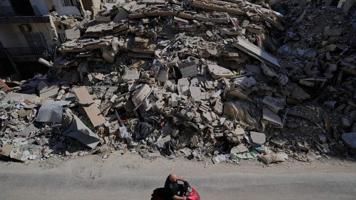 At least 15 killed in Israeli attacks in southern Lebanon, Health Ministry says