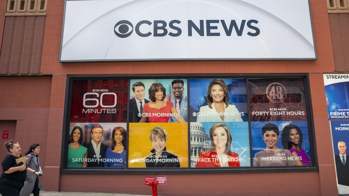 Stopped 60 Minutes feature on CECOT prison spreads on social media