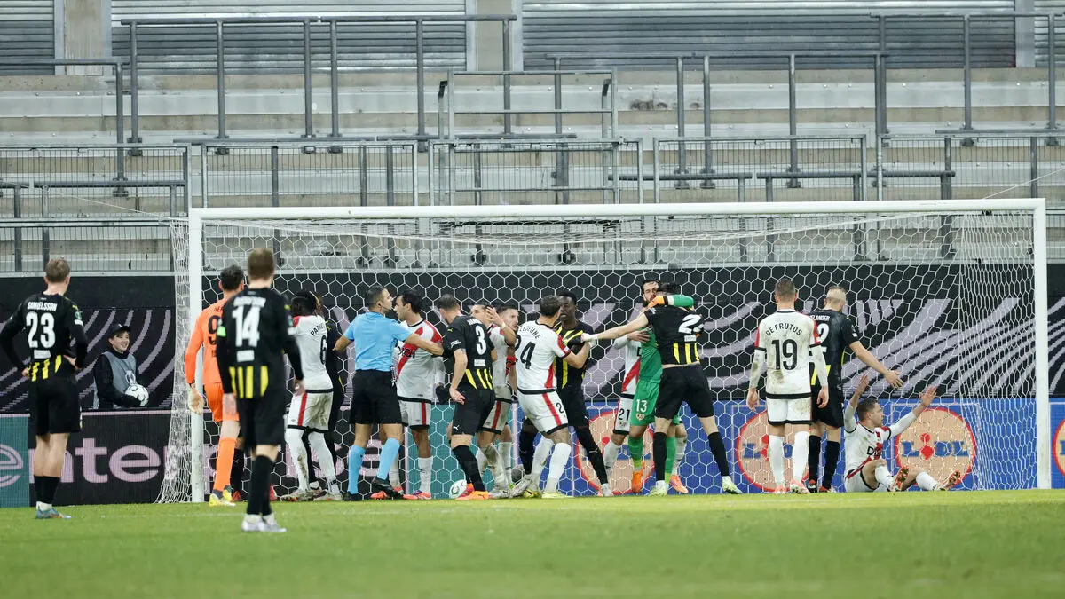 Häcken Draws 2-2 with Rayo