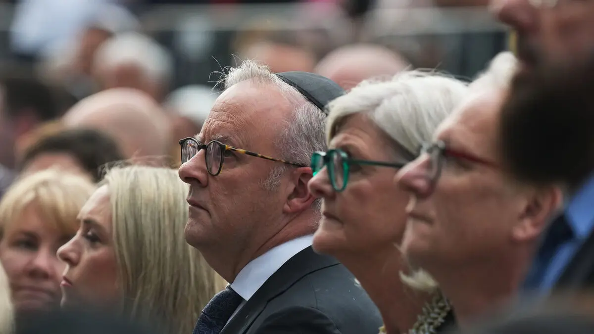 Relatives of Bondi Beach victims demand national independent inquiry into rising anti-Semitism in Australia