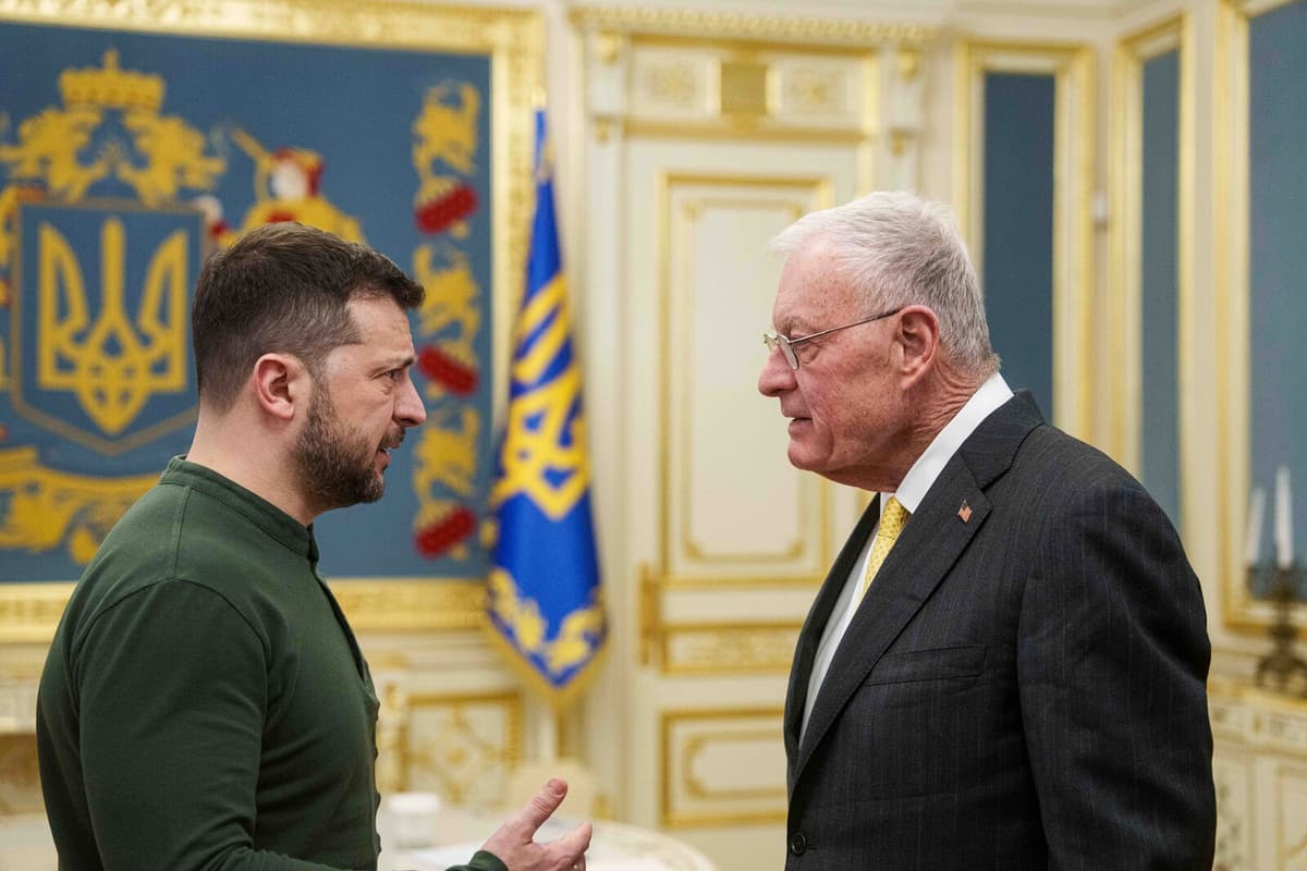 Trump's Envoy: Divide Ukraine "like Berlin"