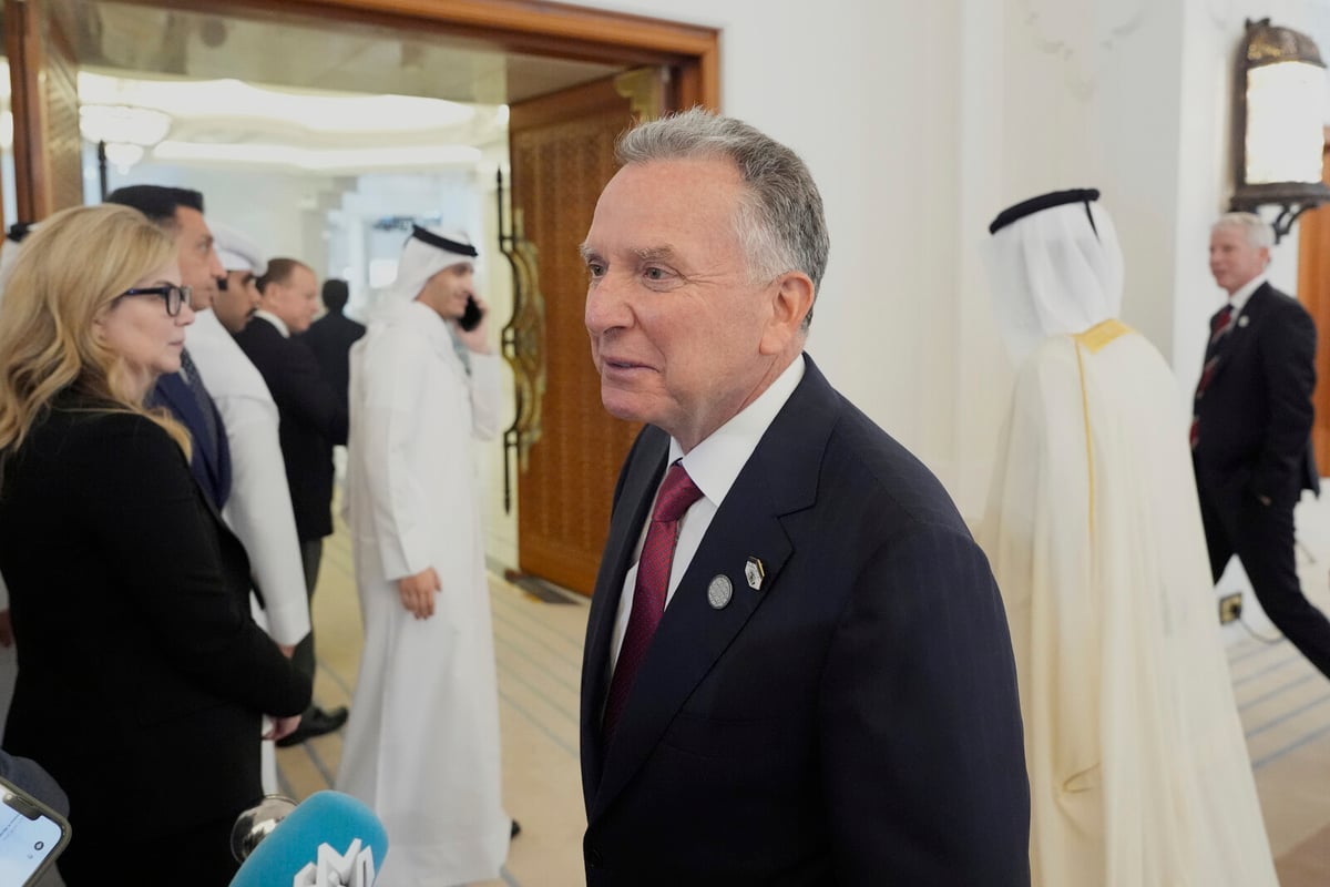 New Gaza Peace Talks Begin in Ibiza with US and Qatar Involvement