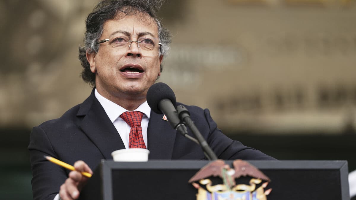 Colombia Expels Remaining Israeli Diplomats Amid Gaza Aid Tensions