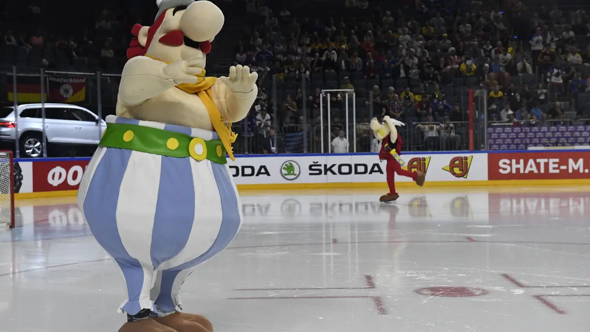 Obelix wins trademark dispute over Polish weapons