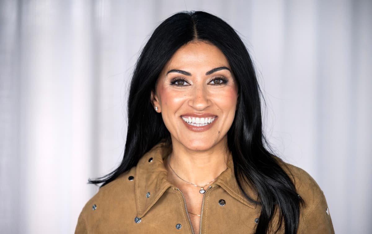 Nikki Amini Hosts Unique Dating Show on Deserted Island