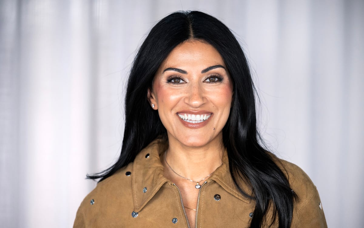 Nikki Amini Hosts Unique Dating Show on Deserted Island