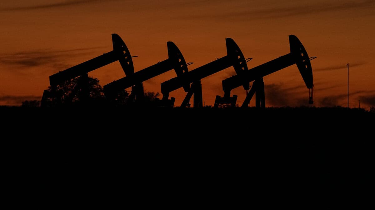 Oil prices continue to fall, down $8 per barrel this week