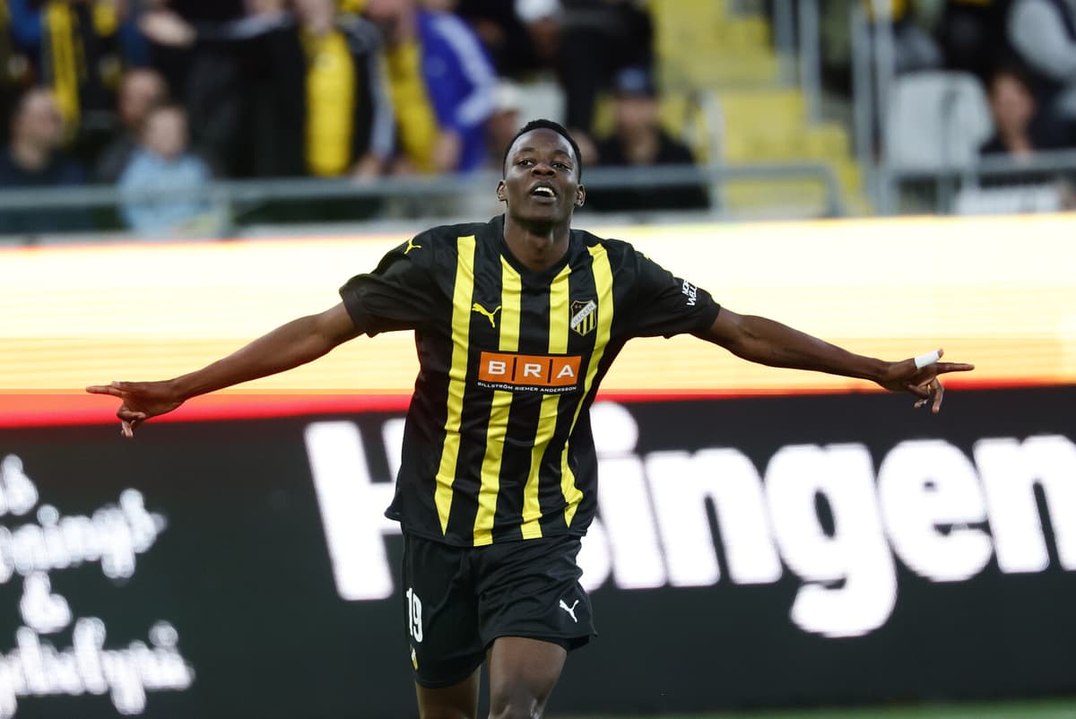 Cluj Coach Dan Petrescu Resigns After 7-2 Defeat to Häcken