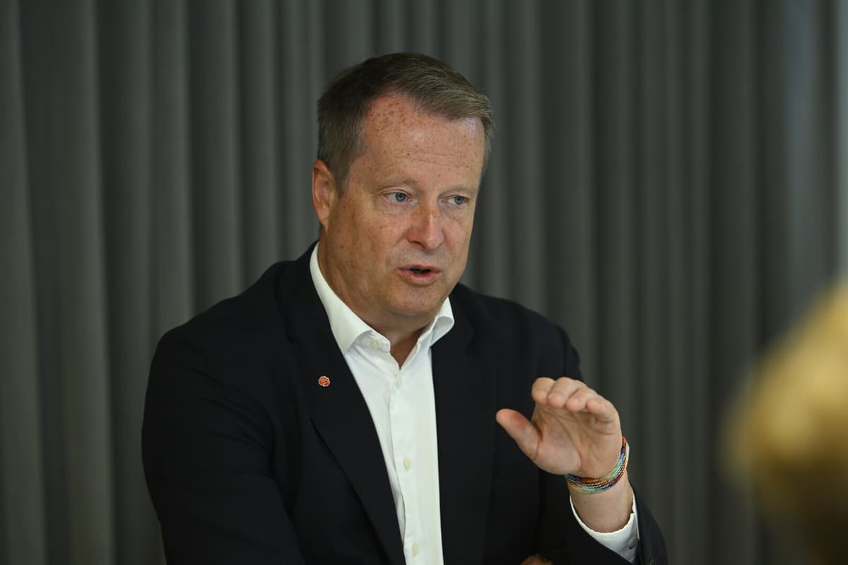 Social Democrats Criticize Minister's Absence from EU-Israel Meeting