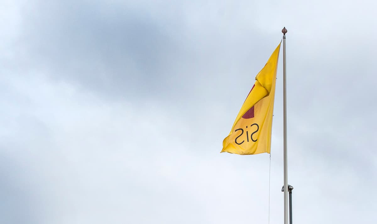 Boy Escapes Falköping Youth Care Home After Knife Threats to Staff