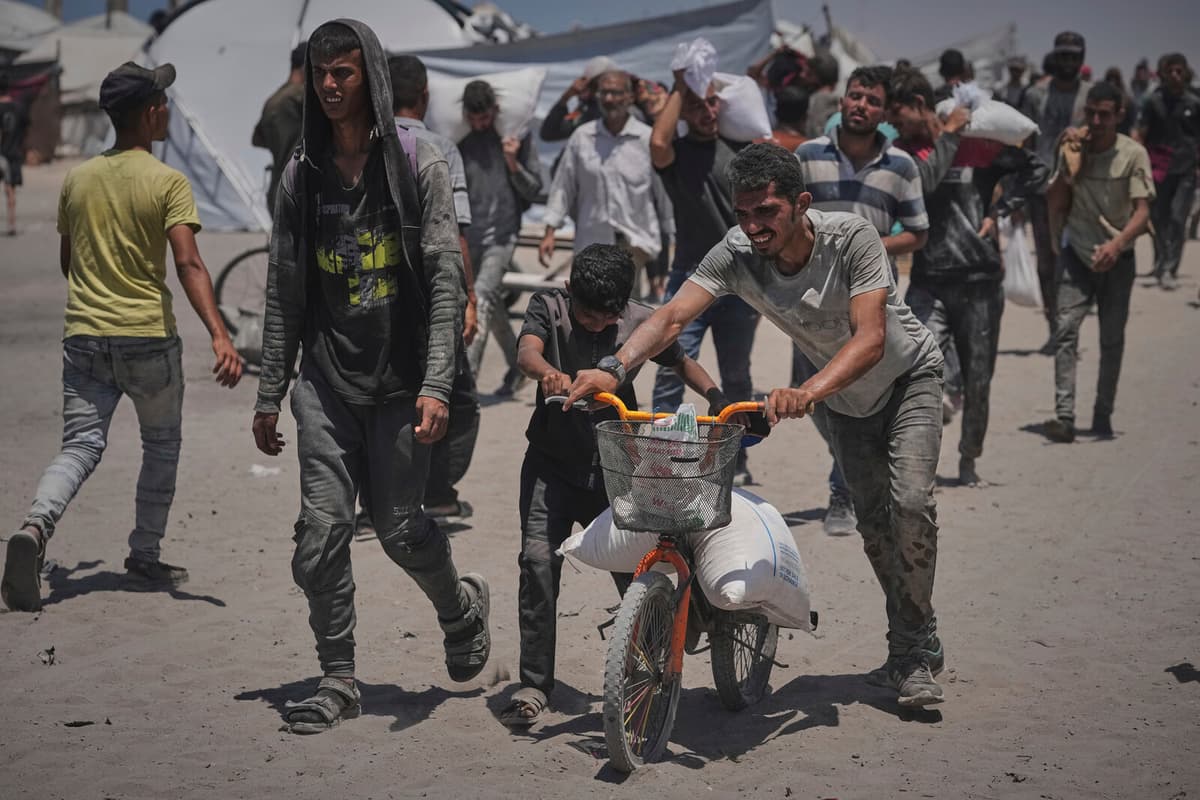 Aid Groups Urge Action to Prevent Mass Starvation in Gaza