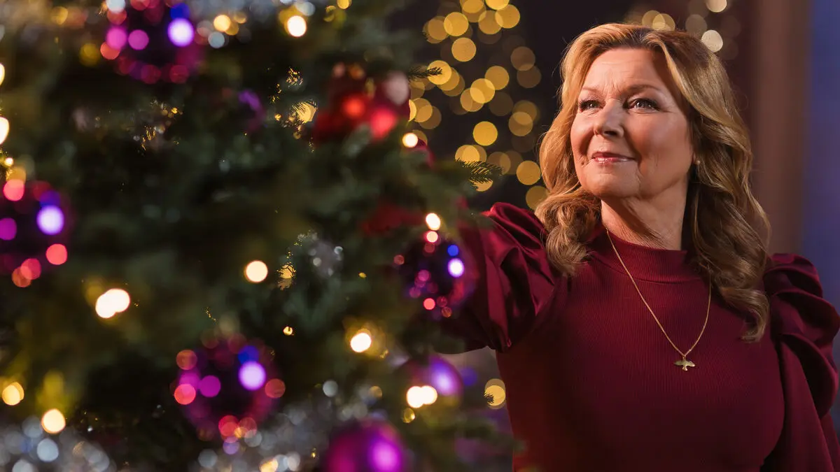 Lotta Engberg beats Loket in "Bingolotto"