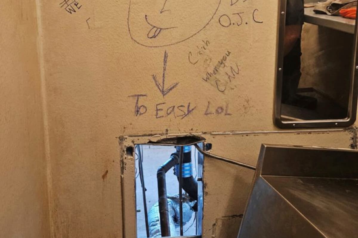 Prisoners Escape New Orleans Jail Through Hole Behind Toilet