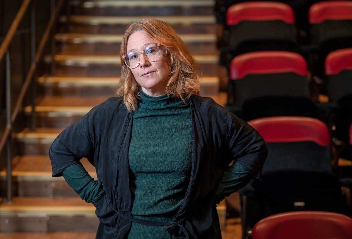 "Romeo and Julia" Becomes a Sing-along