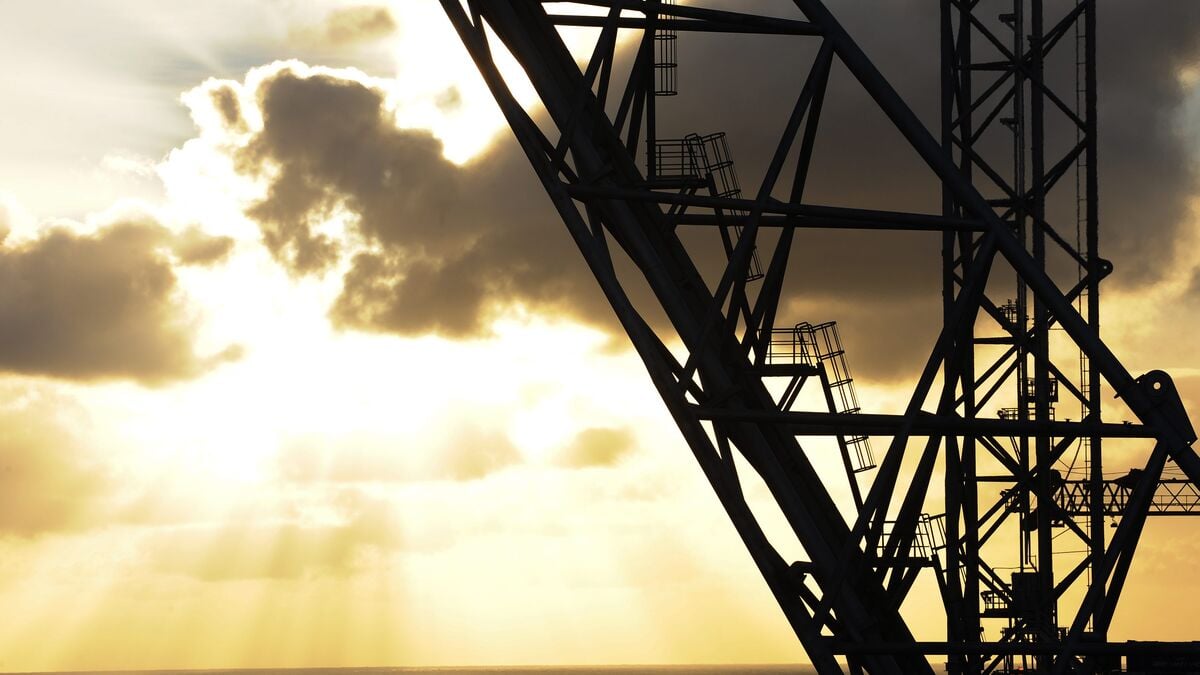 Middle East Oil Exports Top Pre-War Levels, but Prices Remain Above $100 a Barrel