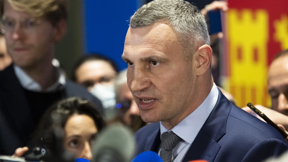 Mayor: Kyiv under “massive” Russian attack