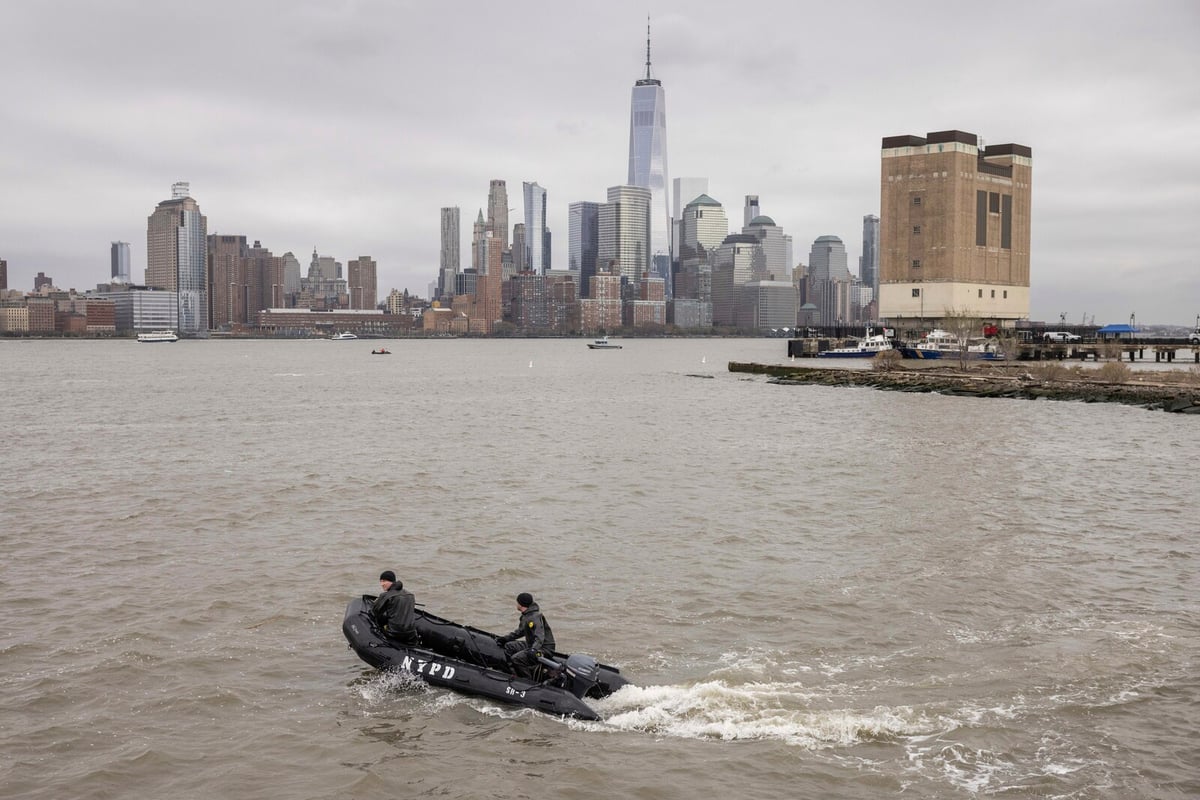 New York Helicopter Tours Shuts Down After Fatal Hudson River Crash