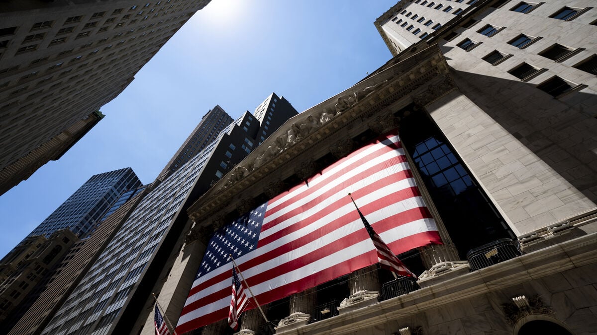 Wall Street rebounds as Fed rate hike worries ease