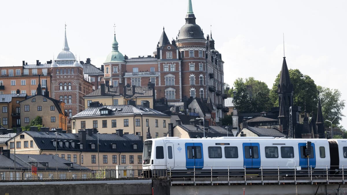 Veronica Maggio has a Stockholm metro car named after her
