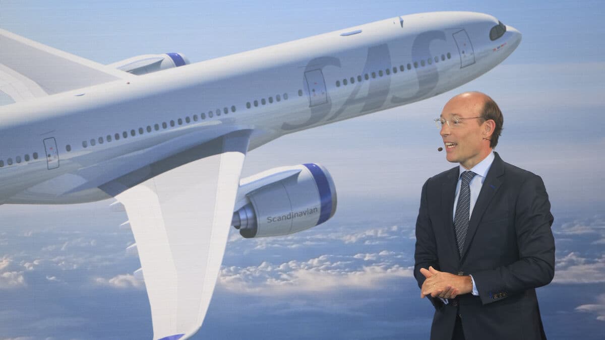 SAS to invest nearly 100
