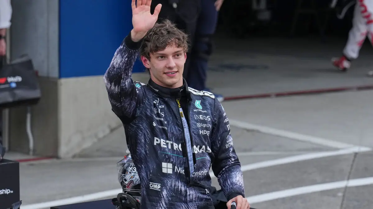 Antonelli wins in Japan despite nightmare start