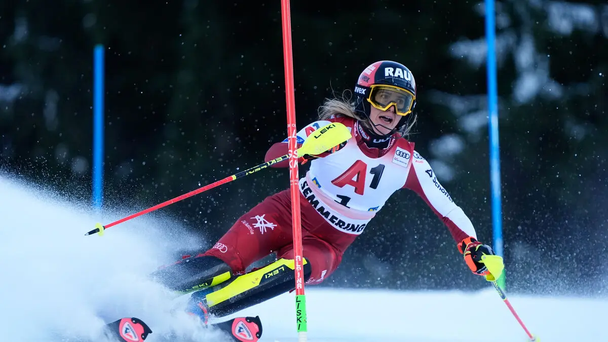 Alpine star Katharina Liensberger suffers knee injury, misses the Olympics in Italy