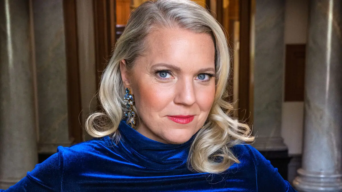 Carina Bergfeldt's talk show on hold after tenth season