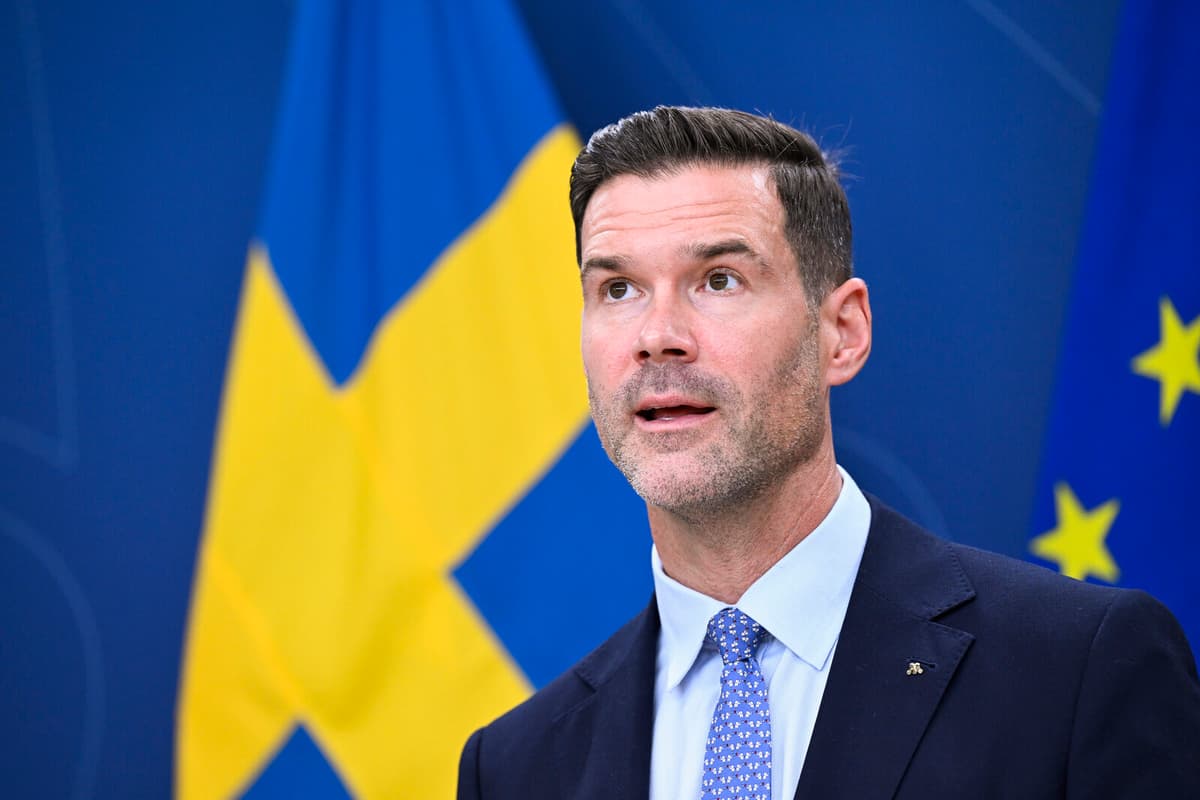 Moderate Party Proposes Sweden Contract for New Immigrants