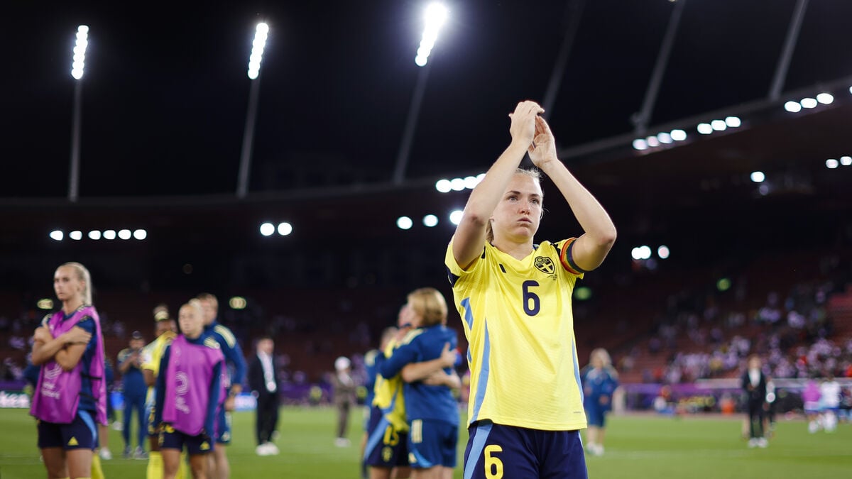 Finished in Blågult – extends with the big club