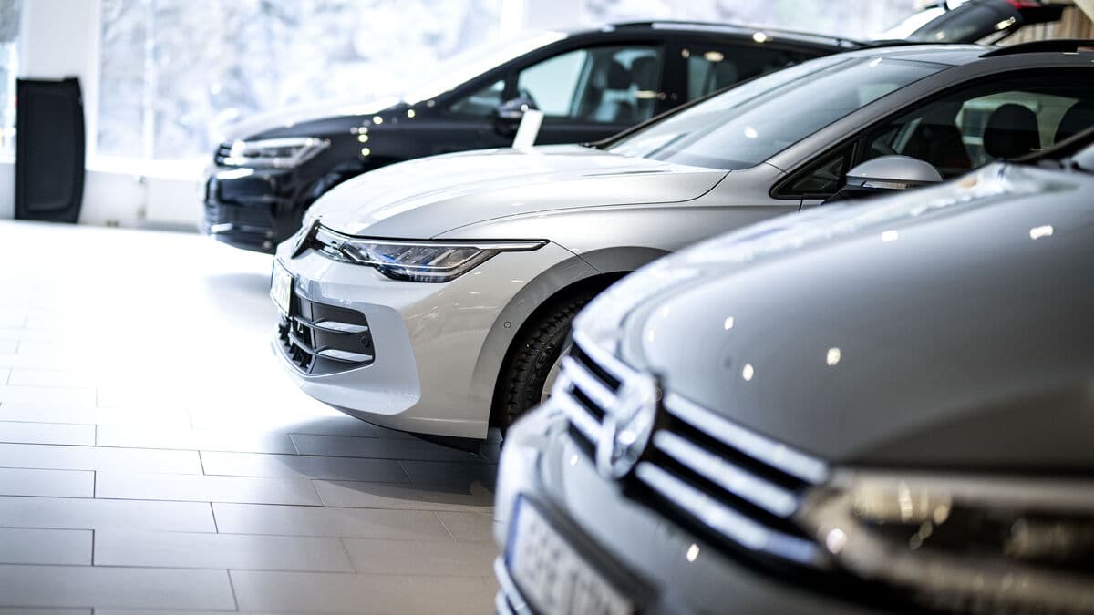 50,000 leasing customers can get their money back