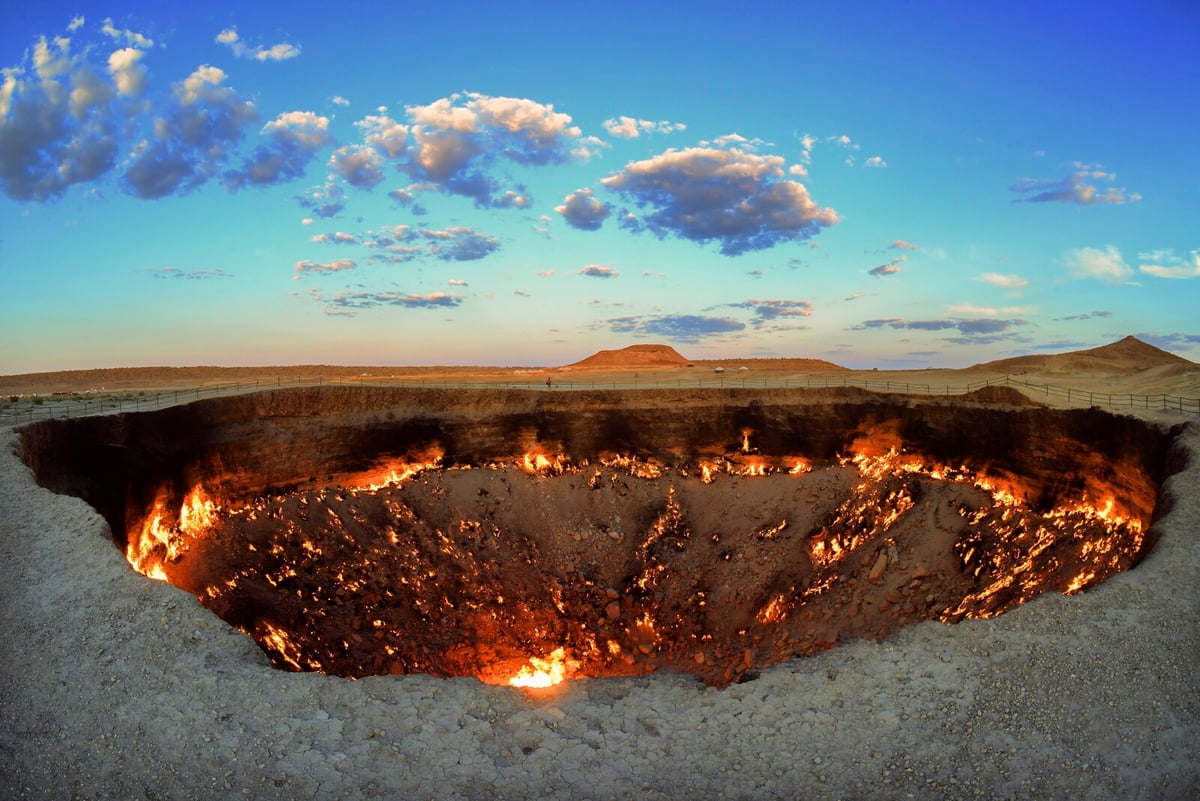 Turkmenistan Reduces Hell's Gate Gas Flame After 50 Years