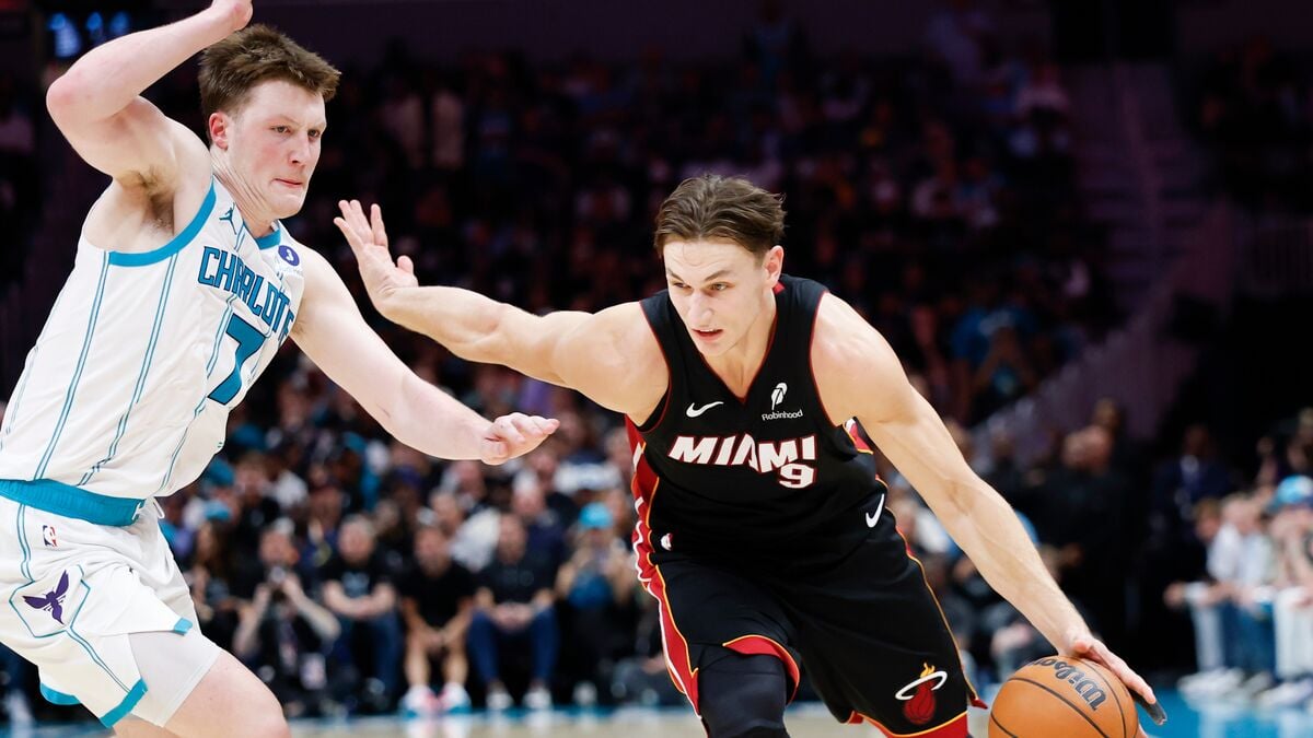 NBA star Pelle Larsson remains with Miami Heat after team exercises option