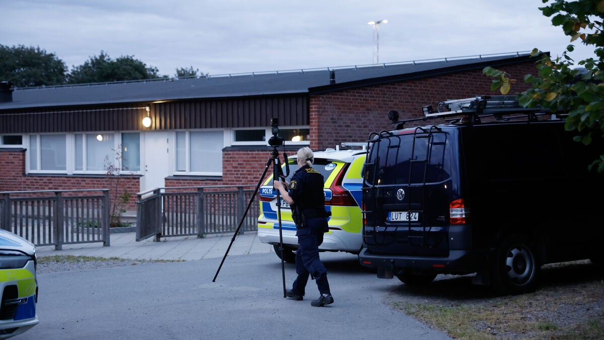 Three arrested after school shooting in Södertälje, child injured