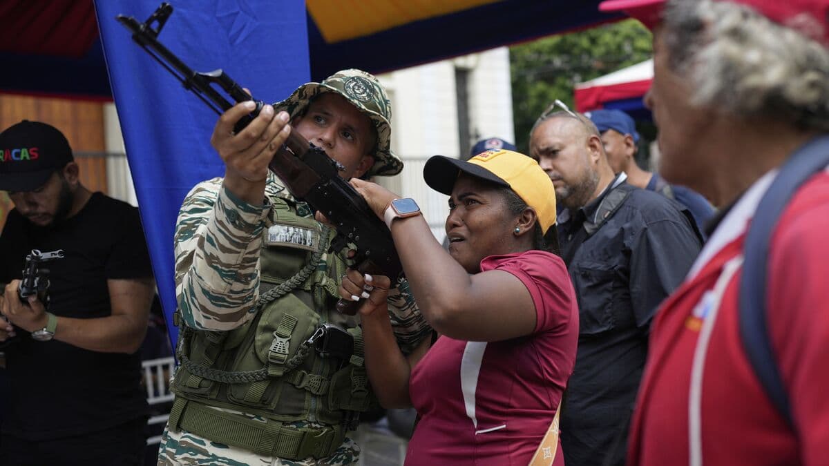 Trump Warns Maduro Against Provoking US Amid Venezuela Tensions