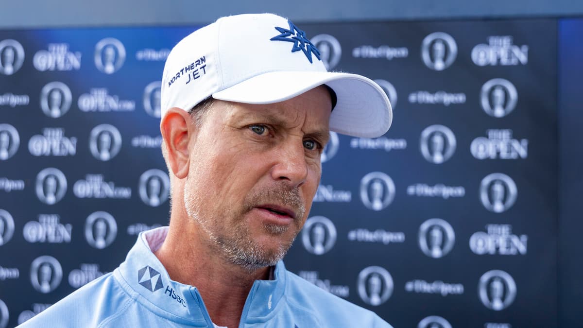 Henrik Stenson Risks LIV Tour Elimination After Weak Season