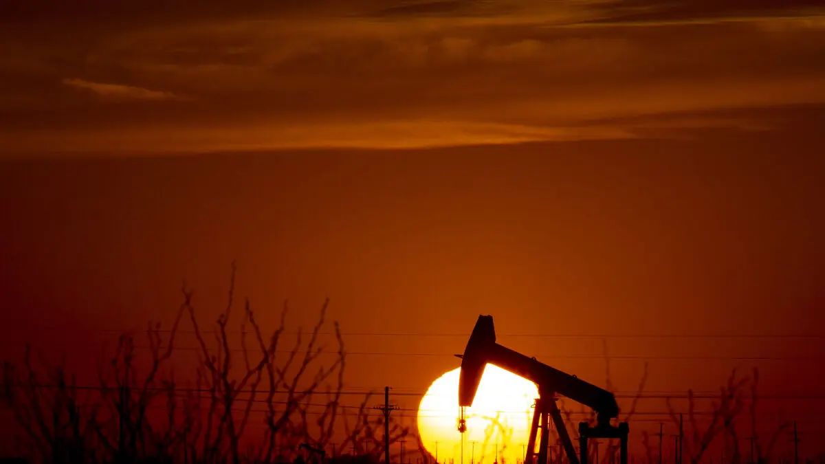 Oil prices rise as week opens after fresh Middle East turmoil